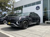 New 2025 Volkswagen Atlas Peak Edition SE image 3