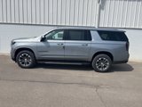 New 2025 Chevrolet Suburban LT image 3