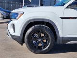 New 2025 Volkswagen Atlas Peak Edition SE image 6