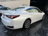 Used 2021 Lexus ES 300h image 3