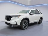 New 2025 Honda Pilot Touring image 2