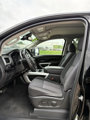 Used 2021 Nissan Titan SV w/ SV Convenience Package image 5