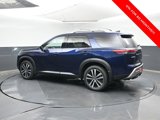 New 2025 Nissan Pathfinder Platinum image 3