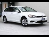 Used 2019 Volkswagen Golf S image 3