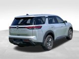 Certified 2024 Nissan Pathfinder S image 4