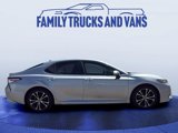 Used 2020 Toyota Camry SE image 6