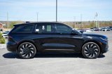 Used 2024 Lincoln Nautilus Reserve image 5