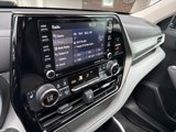 Used 2022 Toyota Highlander XLE image 4