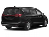 Used 2024 Chrysler Pacifica Touring-L image 2