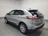 Used 2023 Ford Edge SEL image 3