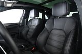 Certified 2025 Porsche Macan image 5
