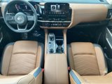 New 2025 Nissan Pathfinder Platinum image 2
