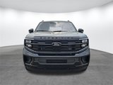 New 2025 Ford Expedition Platinum image 2