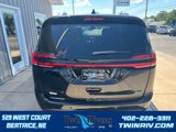 New 2024 Chrysler Pacifica Limited w/ S Appearance Package image 4