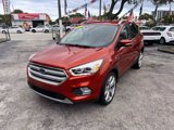 Used 2019 Ford Escape Titanium image 3