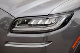 Certified 2022 Lincoln Nautilus Reserve w/ Luxury Package image 4