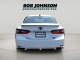 Used 2022 Toyota Camry SE image 6