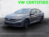 Certified 2024 Volkswagen Jetta SE w/ Panoramic Sunroof Package image 4