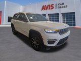 Used 2024 Jeep Grand Cherokee Limited image 3
