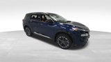Used 2024 Nissan Rogue Platinum w/ Platinum Premium Package image 3