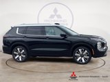 New 2025 Mitsubishi Outlander AWD image 2