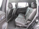 Used 2023 GMC Acadia SLT w/ Preferred Package image 5
