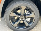 New 2025 Jeep Grand Cherokee Limited w/ Black Appearance Package image 6
