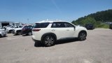Used 2024 Nissan Pathfinder Platinum image 5