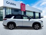 New 2025 Nissan Pathfinder Platinum image 2