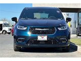 New 2025 Chrysler Pacifica Select image 5