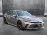 Used 2025 Toyota Camry SE image 3