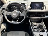 Used 2024 Nissan Rogue SV image 2