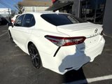 Used 2020 Toyota Camry SE image 3