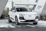 New 2025 Audi Q6 e-tron Premium Plus image 2