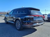 New 2025 Lincoln Aviator AWD image 4