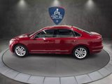 Used 2018 Volkswagen Passat 2.0T SEL Premium image 2