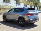 Used 2024 Volkswagen Taos SE image 5