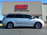 Used 2020 Toyota Sienna LE w/ Carpet Mat Package image 2