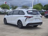 Used 2025 Toyota Sienna Platinum image 5