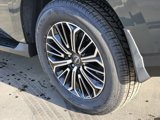 New 2025 Nissan Armada SL w/ Captain's Chari Seat Package image 5