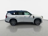 New 2025 Nissan Armada Platinum image 4
