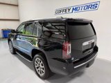 Used 2017 GMC Yukon Denali image 4