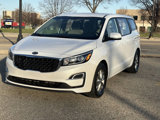 Used 2019 Kia Sedona L image 3