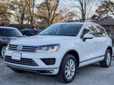 Used 2016 Volkswagen Touareg Sport image 4