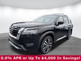 New 2025 Nissan Pathfinder Platinum image 2