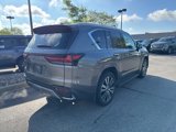 Used 2022 Lexus LX 600 4WD w/ Luxury Package image 3