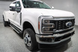 Used 2023 Ford F350 4x4 Crew Cab DRW Super Duty image 5
