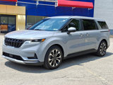 Used 2023 Kia Carnival EX image 4