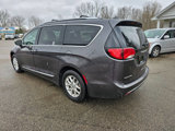 Used 2020 Chrysler Pacifica Touring-L image 3