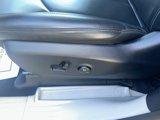 Used 2023 Chrysler Pacifica Touring-L image 6